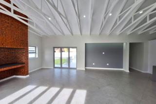 4 Bedroom Property for Sale in Noorsekloof Eastern Cape